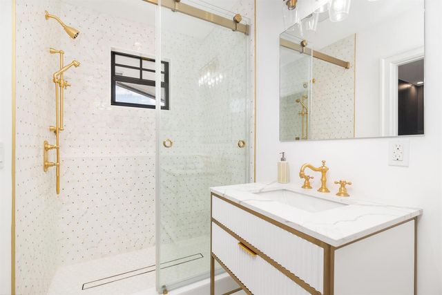 254 9th Street, West Palm Beach, FL 33401