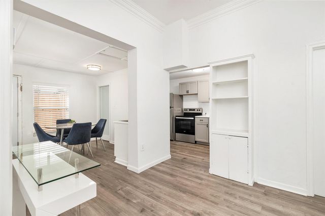 254 9th Street, West Palm Beach, FL 33401