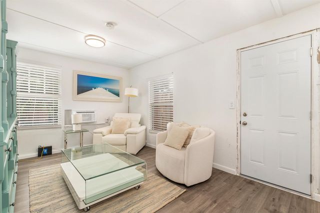 254 9th Street, West Palm Beach, FL 33401