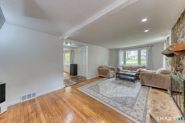 21 Old Meadow Plain Road, Simsbury, CT 06070