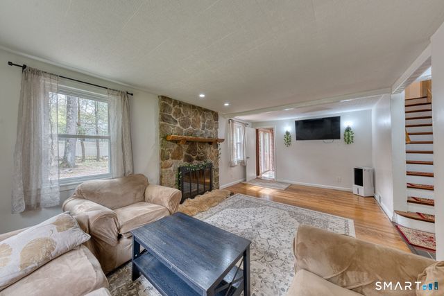 21 Old Meadow Plain Road, Simsbury, CT 06070