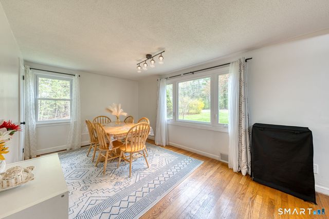 21 Old Meadow Plain Road, Simsbury, CT 06070