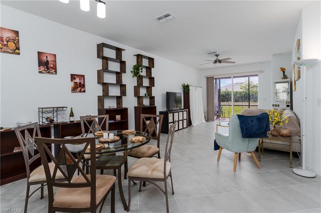 2140 Dragonfruit WAY, Naples, FL 34120