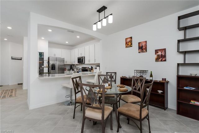 2140 Dragonfruit WAY, Naples, FL 34120