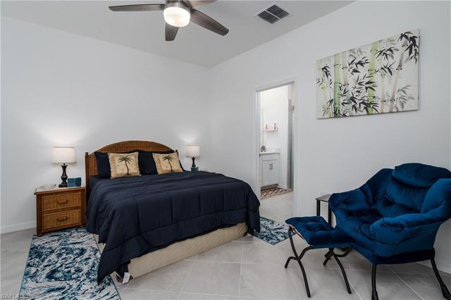 2140 Dragonfruit WAY, Naples, FL 34120