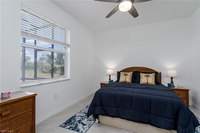 2140 Dragonfruit WAY, Naples, FL 34120