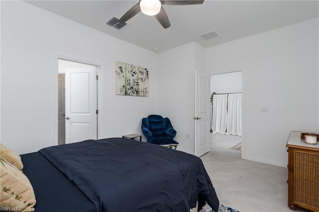 2140 Dragonfruit WAY, Naples, FL 34120