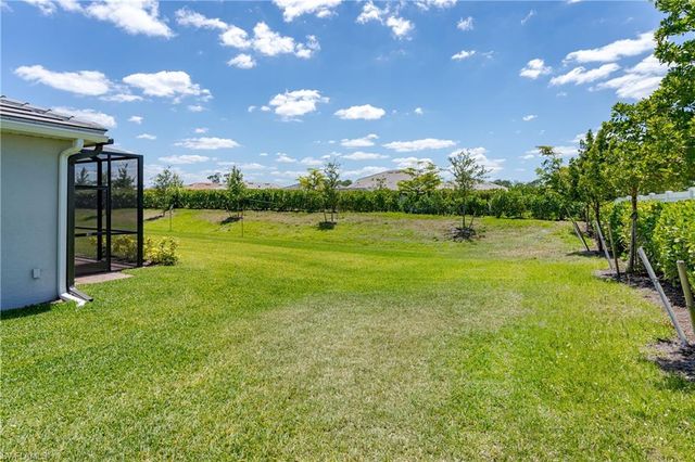 2140 Dragonfruit WAY, Naples, FL 34120