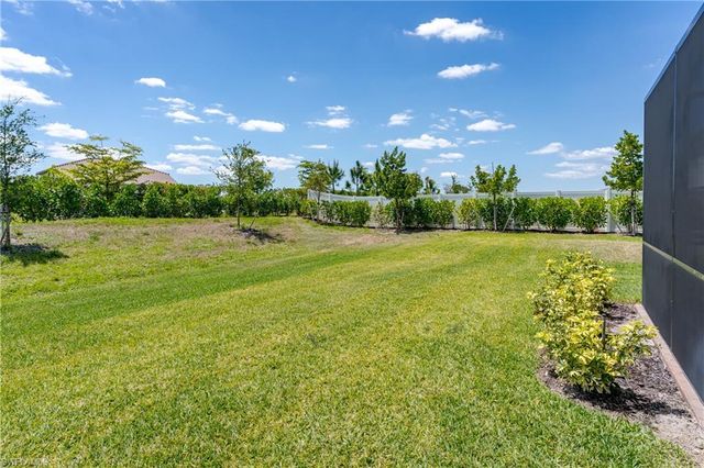 2140 Dragonfruit WAY, Naples, FL 34120