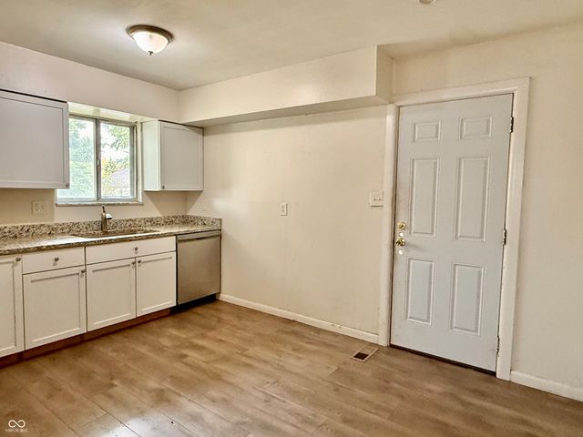 545 Dayton Avenue, Indianapolis, IN 46203