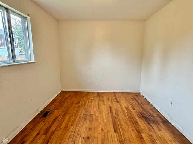 545 Dayton Avenue, Indianapolis, IN 46203
