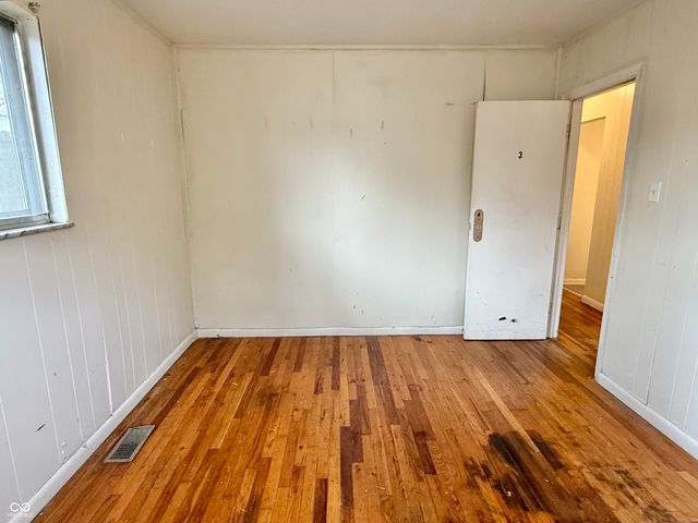545 Dayton Avenue, Indianapolis, IN 46203
