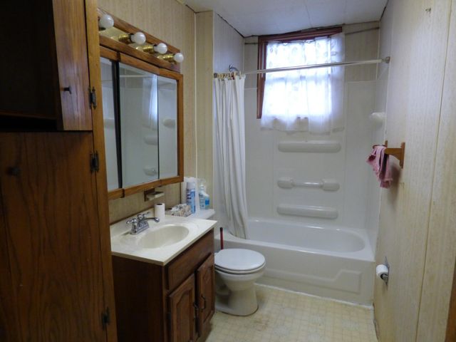 1209 2nd Avenue S, Moorhead, MN 56560