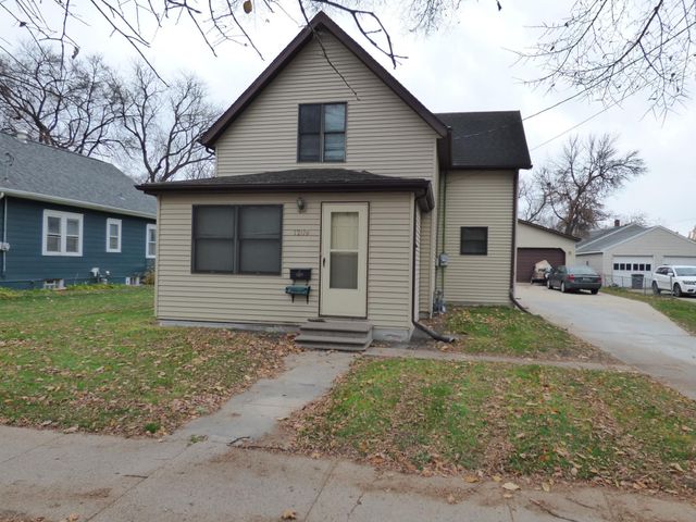 1209 2nd Avenue S, Moorhead, MN 56560