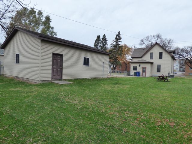 1209 2nd Avenue S, Moorhead, MN 56560