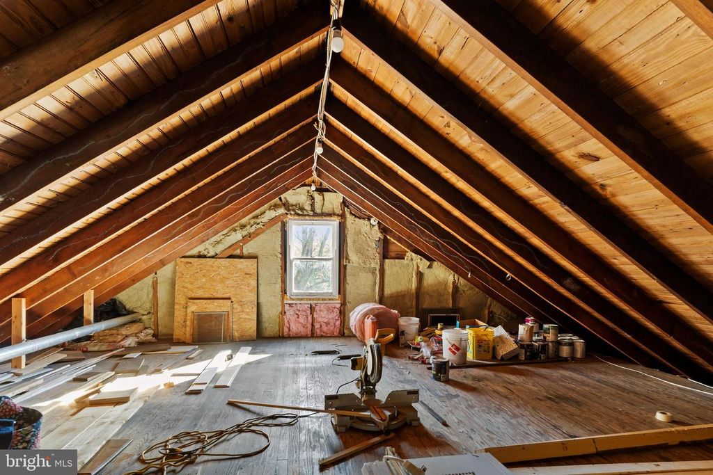 667 OLD YORK RD, Etters, PA 17319