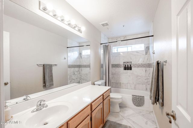 8842 E PALM RIDGE Drive, Scottsdale, AZ 85260