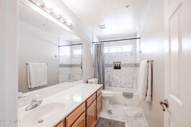 8842 E PALM RIDGE Drive, Scottsdale, AZ 85260