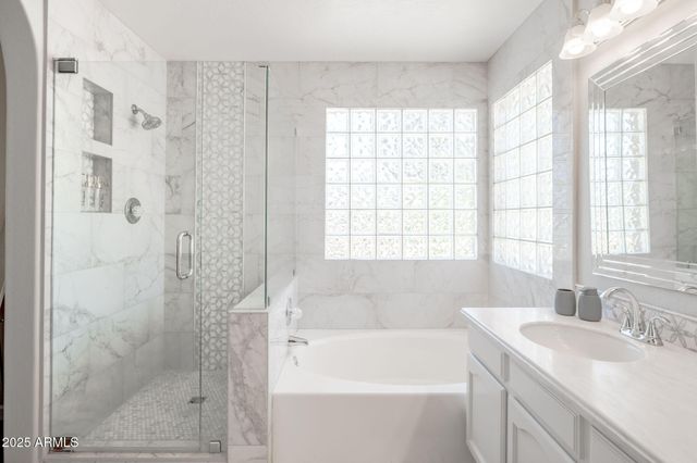 8842 E PALM RIDGE Drive, Scottsdale, AZ 85260