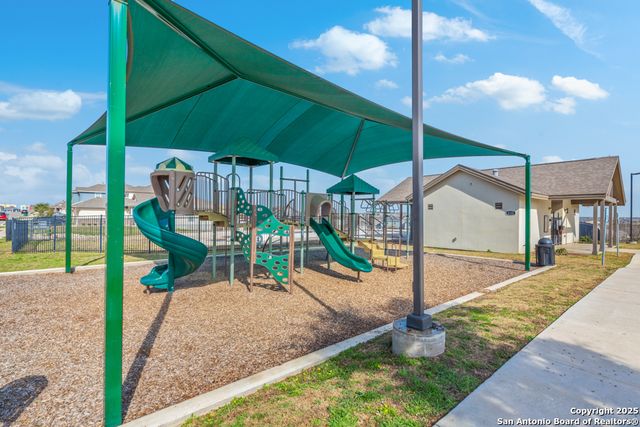 5147 Papalote Gdn, Converse, TX 78109