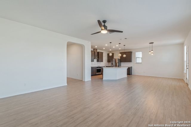5147 Papalote Gdn, Converse, TX 78109