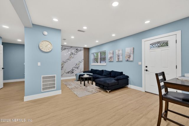 957 GRANVILLE Road, Jacksonville, FL 32205