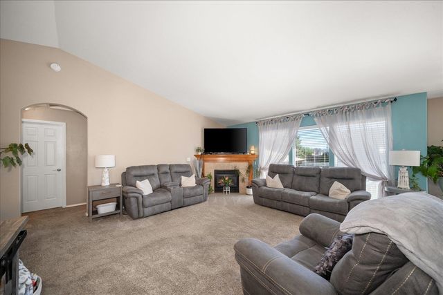 17920 N Addison Ct, Colbert, WA 99005