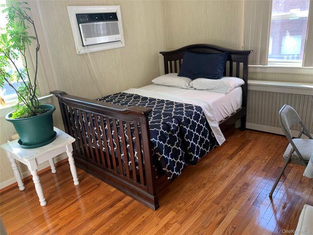 73-20 260th Street GV74-H5-1, Glen Oaks, NY 11004