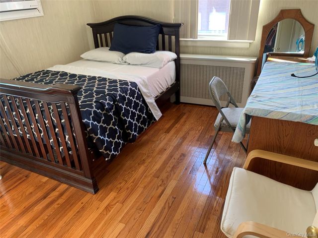 73-20 260th Street GV74-H5-1, Glen Oaks, NY 11004