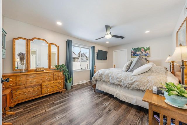 170 JEFFERSON STREET, Winneconne, WI 54986