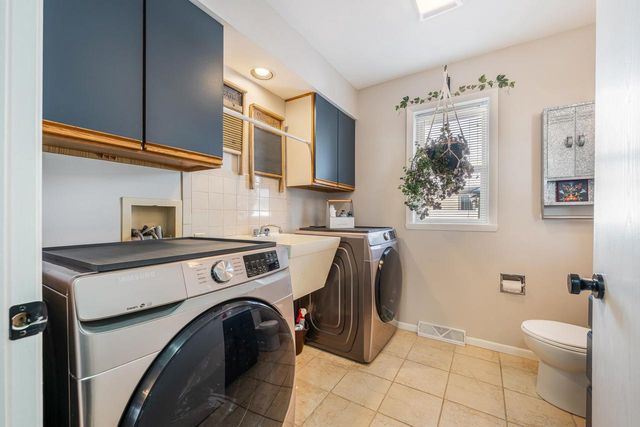 170 JEFFERSON STREET, Winneconne, WI 54986