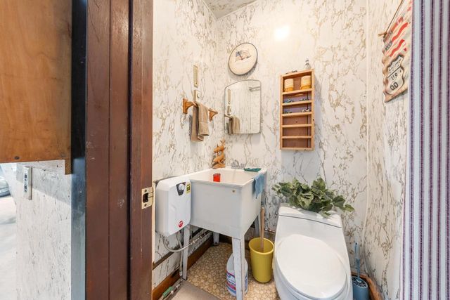 170 JEFFERSON STREET, Winneconne, WI 54986