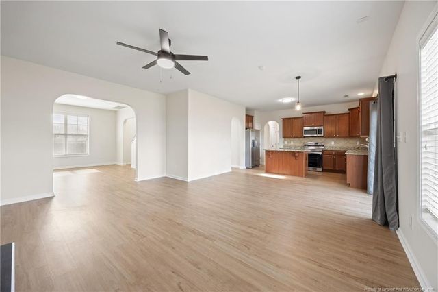 6614 Planters Row Drive, Hope Mills, NC 28348