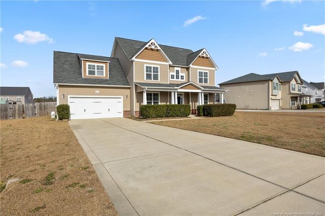 6614 Planters Row Drive, Hope Mills, NC 28348