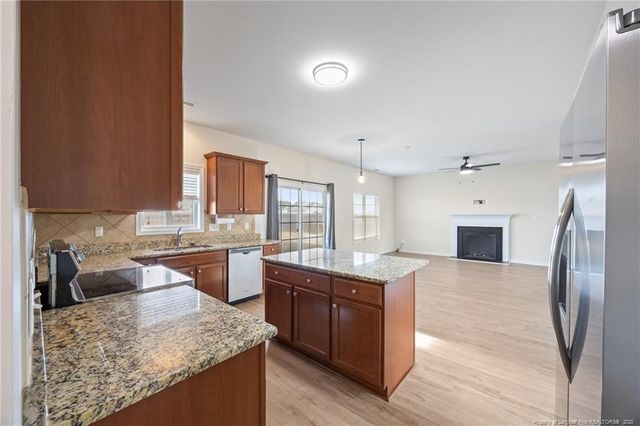 6614 Planters Row Drive, Hope Mills, NC 28348