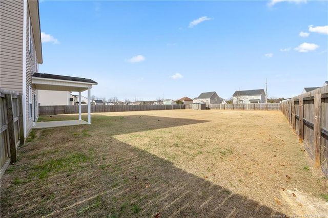 6614 Planters Row Drive, Hope Mills, NC 28348