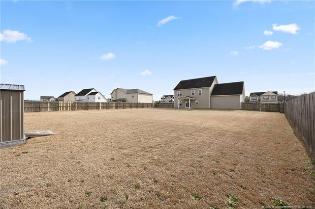 6614 Planters Row Drive, Hope Mills, NC 28348