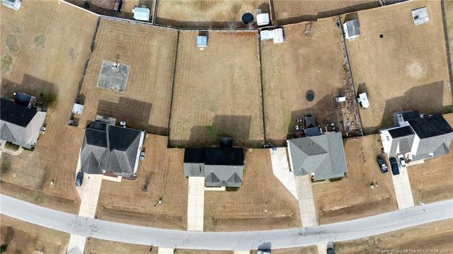 6614 Planters Row Drive, Hope Mills, NC 28348