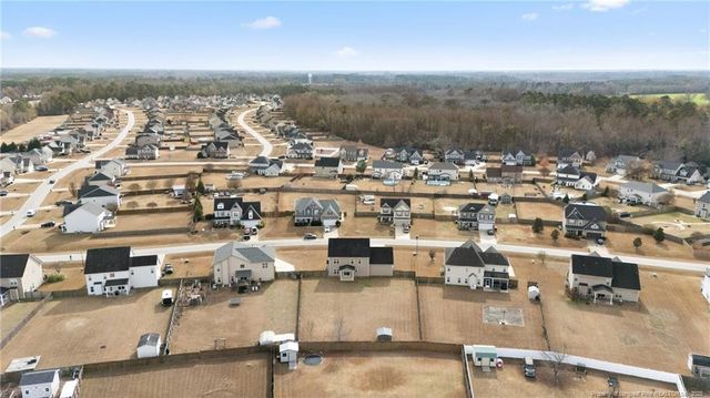 6614 Planters Row Drive, Hope Mills, NC 28348