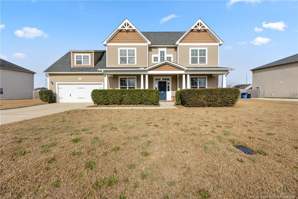 6614 Planters Row Drive, Hope Mills, NC 28348