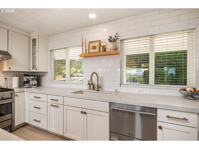 21290 Sw EASTVIEW Rd, Sherwood, OR 97140