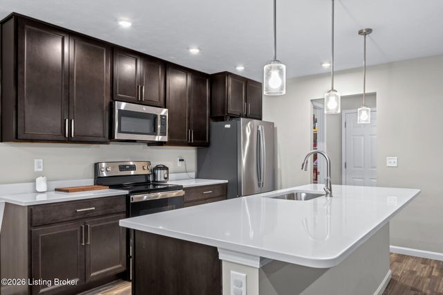 269 Rising Sun Ct, Shepherdsville, KY 40165