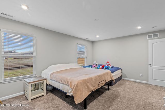 269 Rising Sun Ct, Shepherdsville, KY 40165