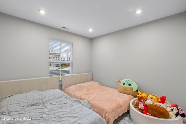 269 Rising Sun Ct, Shepherdsville, KY 40165