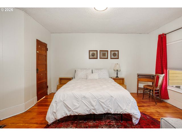 103 N MONROE St, Portland, OR 97227