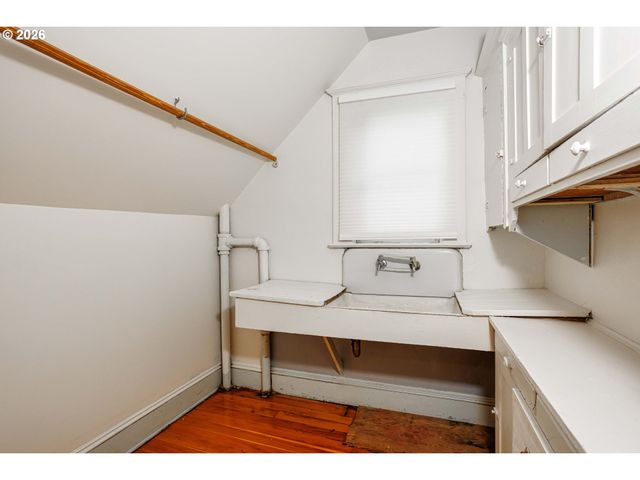 103 N MONROE St, Portland, OR 97227