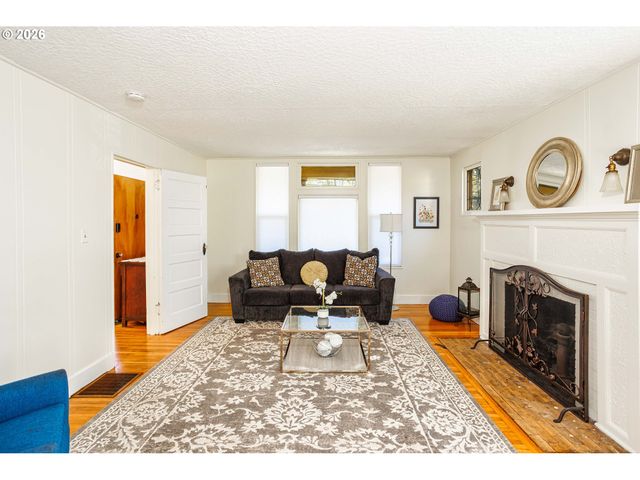 103 N MONROE St, Portland, OR 97227