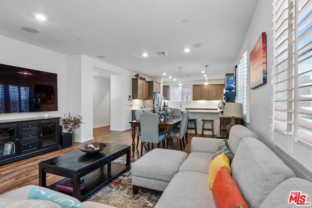 749 Daniel Freeman Circle, Inglewood, CA 90301