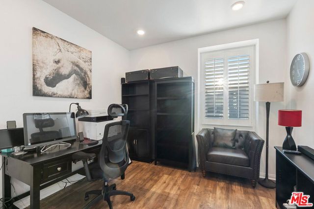 749 Daniel Freeman Circle, Inglewood, CA 90301