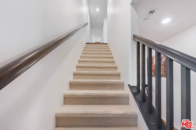 749 Daniel Freeman Circle, Inglewood, CA 90301